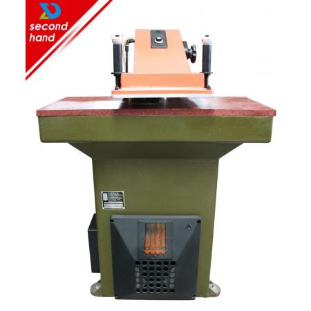 Reconditioned Atom VS922 leather swing arm cutting clicking press machine